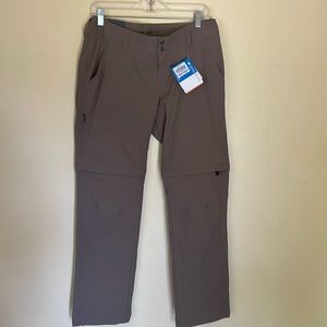 Columbia outdoor convertible pants. Pants have zippers that convert to shorts